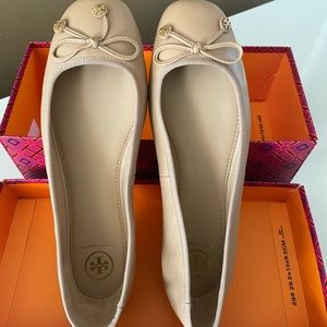Tory Burch Laila Driver ballet flat (NEW in box - never worn)